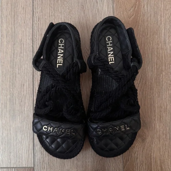 Chanel Black Quilted Sandals with Gold Accents Dad Sandals 39 9 - Picture 3 of 5